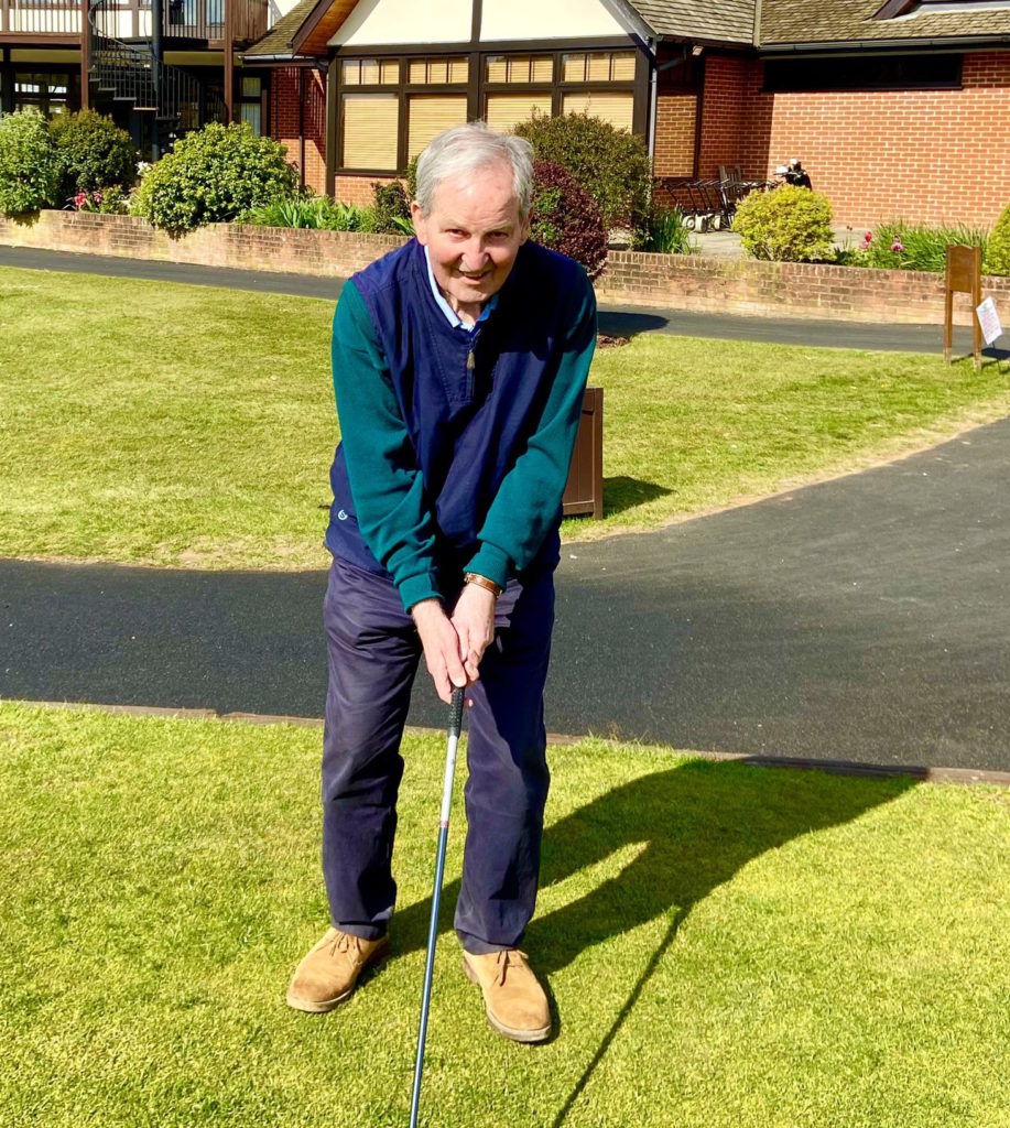 82-year-old Mike McCarthy claims first ace with driver