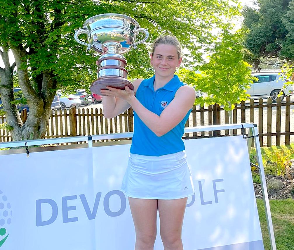DevonGolf Women's County champion Gudrun Nolan